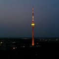 Vilniaus TV bokštas pasitinka NATO vadovus specialia šviesine kompozicija