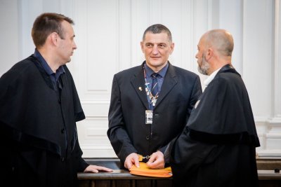 Advokatai Kristupas Ašmys (kairėje), Vytautas Sirvydis ir Henrikas Daktaras