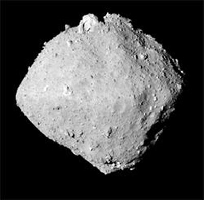 Ryugu asteroidas.