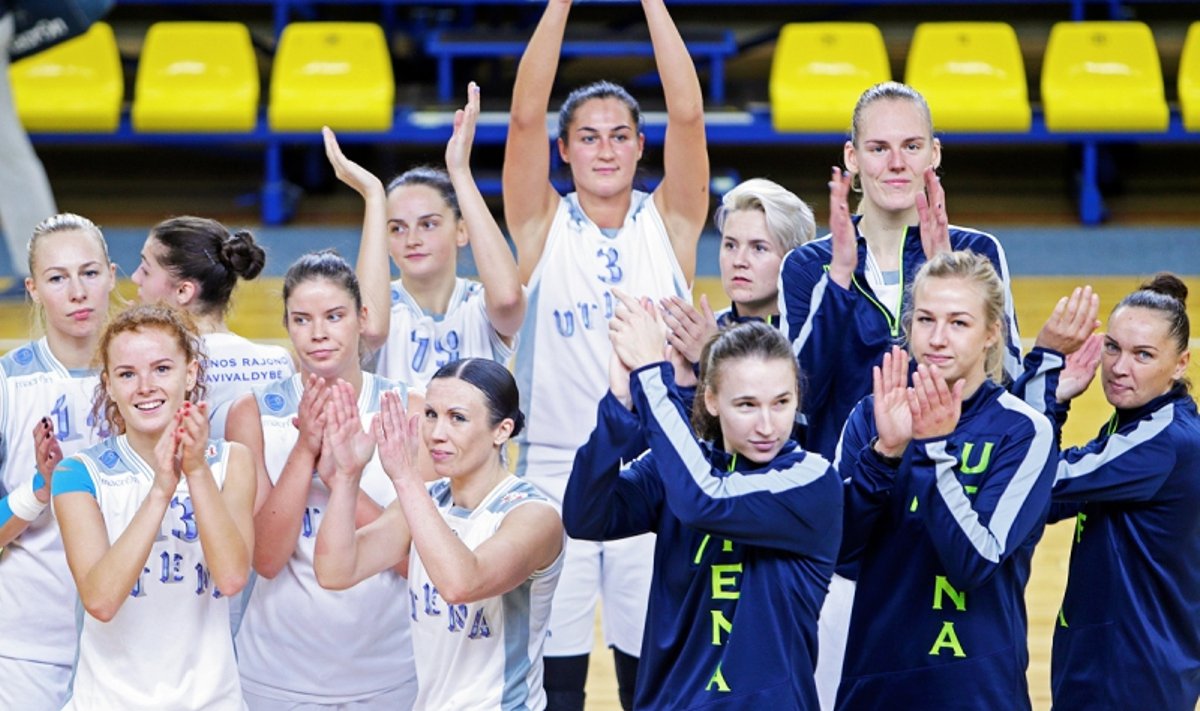 Utenos moterų krepšinio komanda.
