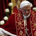 Popiežius Benediktas XVI atsistatydina