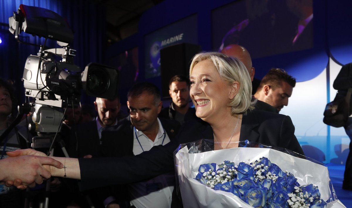 M. Le Pen is celebrating after the first tour