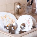 Kaip išvalyti užsikimšusią virtuvės kriauklę? 3 efektyviausi būdai