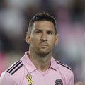 Nerimas Majamyje: dėl sveikatos problemų rungtynių nebaigė ir Messi, ir Jordi Alba