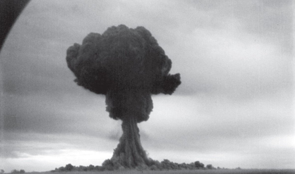 RDS-1 susprogdinimas Semiplatinsko poligone. 1949 m. rugpjūčio 29 d.
