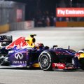 Singapūro GP lenktynėse iš pirmosios pozicijos startuos S. Vettelis