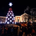 Klaipėdos Teatro aikštėje įžiebta Kalėdų eglė