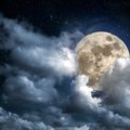 Meteoroido smūgis Mėnulyje sukėlė ryškų žybsnį