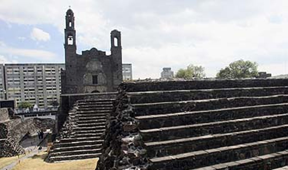 Meksikoje aptikta daugiau nei 800 metų senumo piramidė
