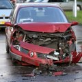 Kaune sumaitoto „Renault“ vairuotojas kaltę vertė „VW Sharan“, tačiau šio vairuotojas neliko skolingas