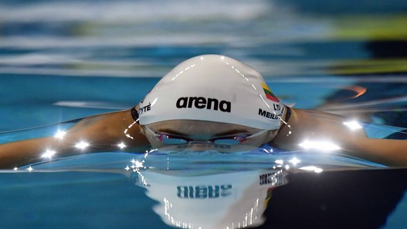 Sekunde pagreitėjusi Meilutytė plauks Europos čempionato 100 m krūtine finale