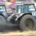 Rusijos ūkininkai aiškinosi, kurio traktorius greičiausias
