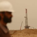 Saudo Arabijai padidinus gavybą, nafta toliau pinga