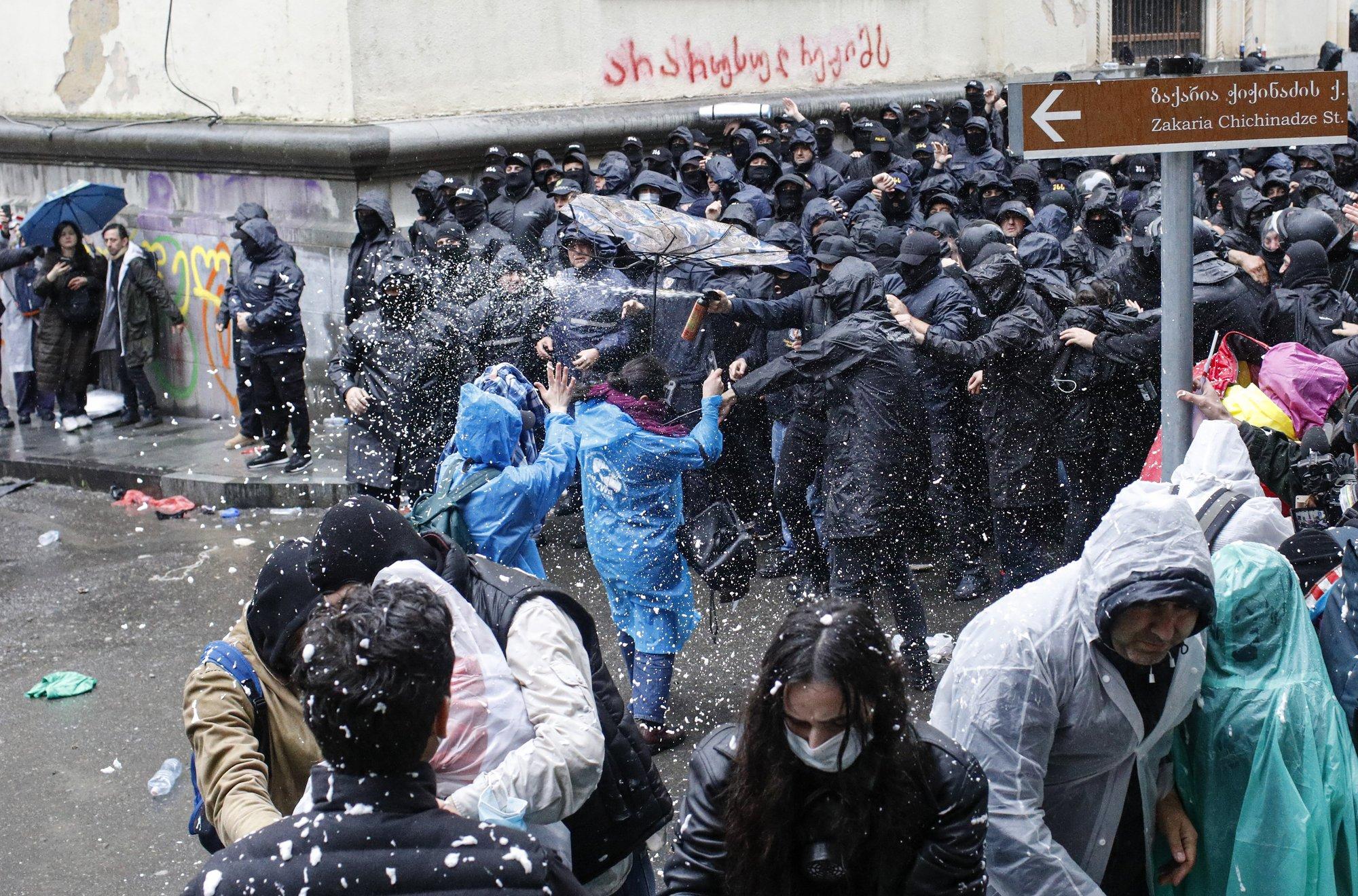 Protestai Sakartvele Gali Virsti Revoliucija - Delfi