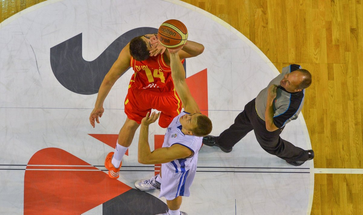 Estijos ir Juodkalnijos krepšinio rinktinių mačas