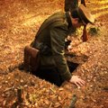 „Karas po karo“ (III): kiek šiuolaikinis žmogus ištvertų partizanų bunkeryje?