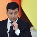 Ukrainos lyderis: perkelti ambasadų darbuotojus – klaida