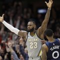 NBA naktis: metų rungtynėmis tapti pretenduojančiame mūšyje – „Cavs“ pergalė po pratęsimo
