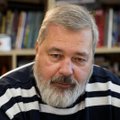 Nobelio premijos laureatas rusas padovanojo medalį ukrainiečių pabėgėliams