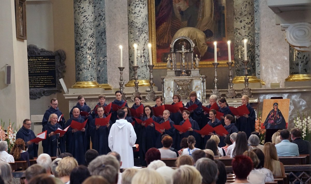 Choras Schola Gregoriana Vilnensis Vilniaus arkikatedroje bazilikoje