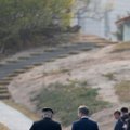 Šiaurės Korėjos žiniasklaida liaupsina abiejų Korėjų vadovų susitikimą