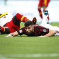 „AS Roma“ pasivaikščiojo Feraroje, „AC Milan“ pralaimėjo dešimtyje žaidusiems autsaideriams