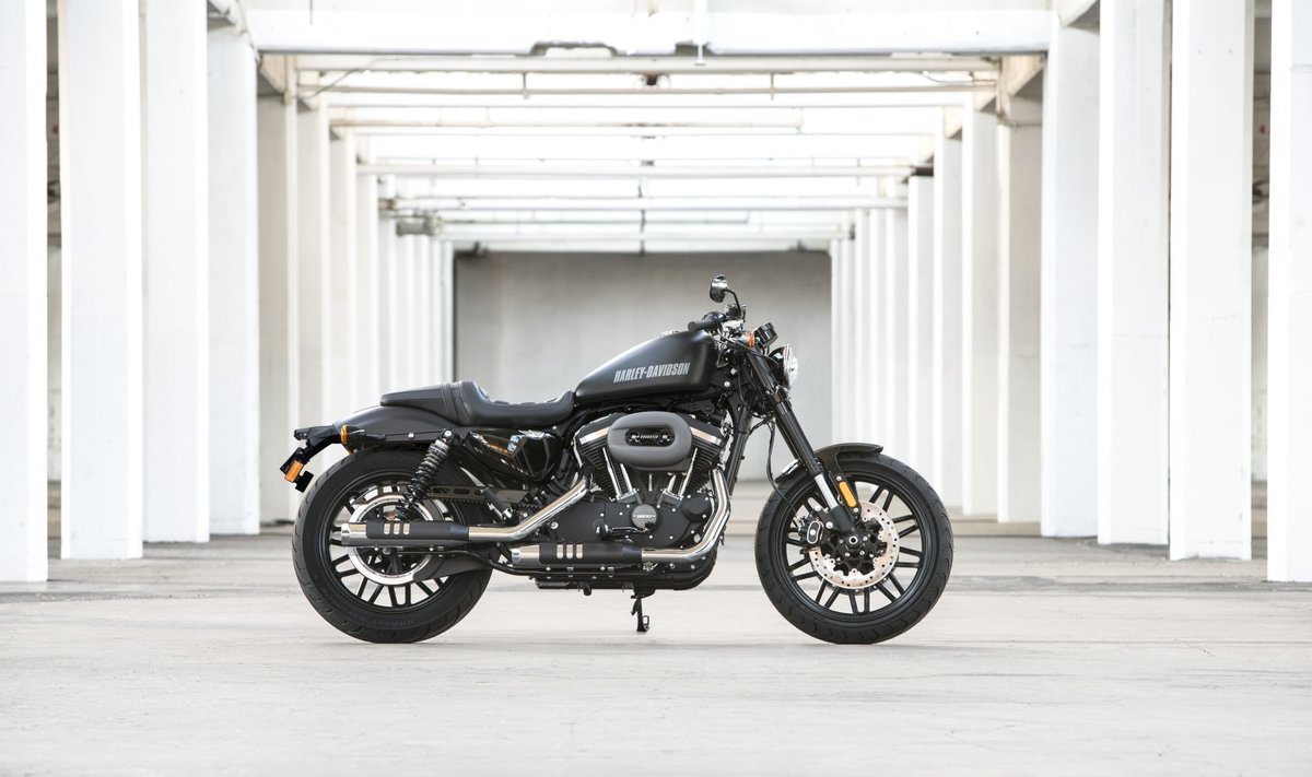 "Harley-Davidson Roadster"
