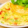 Gardiems pusryčiams ar vakarienei: perlenktas omletas