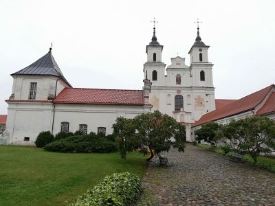 Tytuvėnų Švč. Mergelės Marijos bažnyčia ir bernardinų vienuolynas.
