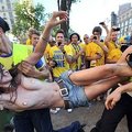 Nuogakrūtės „Femen“ aktyvistės Švedijos futbolininkų gerbėjams įspūdžio nepadarė