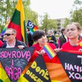 Rainbow Bus: protest held next to the Russian Embassy
