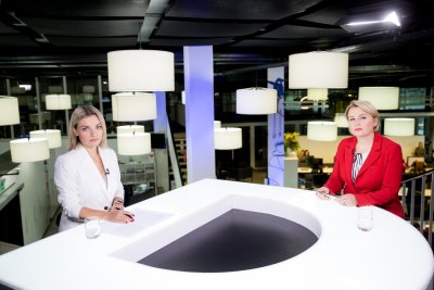Kristina Ciparytė, Jovita Neliupšienė