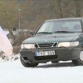„Autopilotas“: rūdyti mėgstantis „Saab 900“