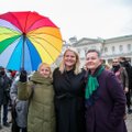 LGBT bendruomenės rėmėjai susirinko prie prezidentūros: nebėra ko laukti
