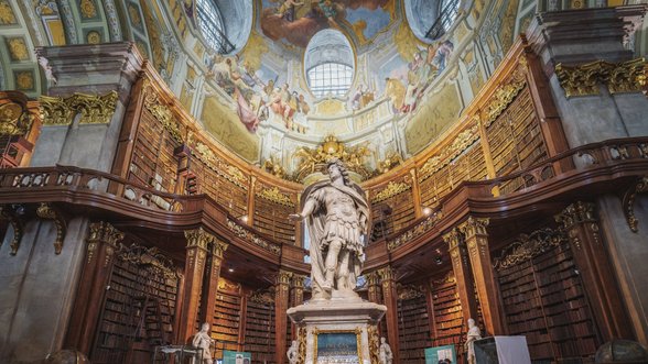 Parodė, kaip atrodo viena įspūdingiausių bibliotekų Europoje: ją verta aplankyti ne tik dėl knygų
