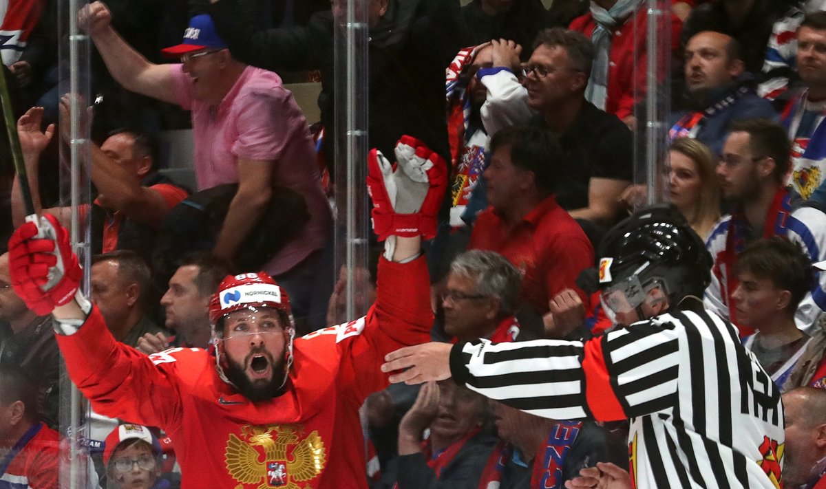 Nikita Kucherovas džiaugiasi Rusijos įvarčiu