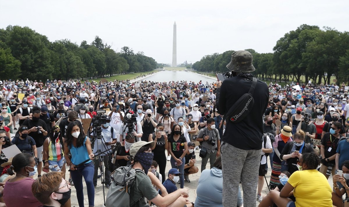 Protestas prie Linkolno memorialo