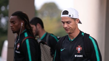 Роналду и португальская сборная прибыли в Вильнюс