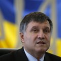 Глава МВД Украины: Порошенко лжет, но по беспределу его "кончать" нельзя
