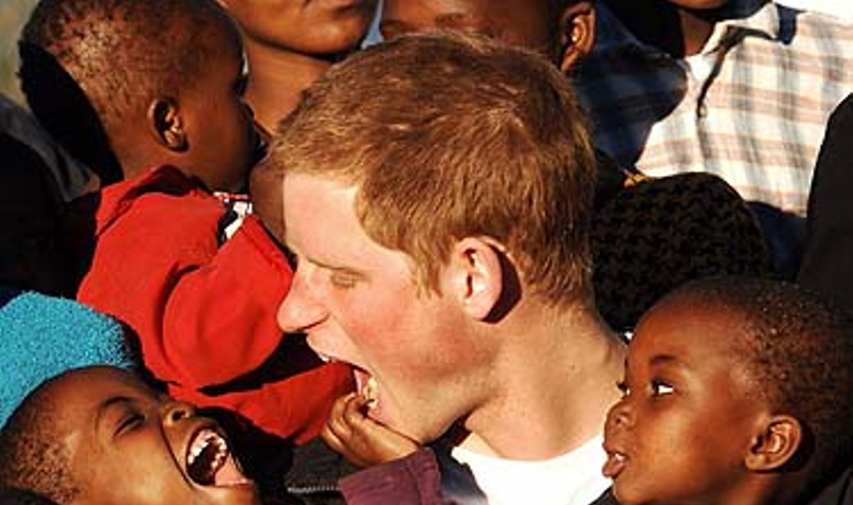 Princas Harry su Lesoto vaikais