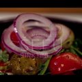 Firminės šefo salotos – prie mėsainių ir kitų patiekalų
