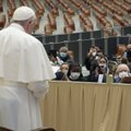 Popiežiui numetus „bombą“, Vatikanas tyli