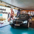 „Mercedes-Benz“ išmoko be vairuotojo parkuotis daugiaaukštėse stovėjimo aikštelėse