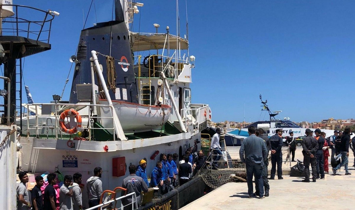 Italijos laivai prie Libijos krantų išgelbėjo 66 migrantus
