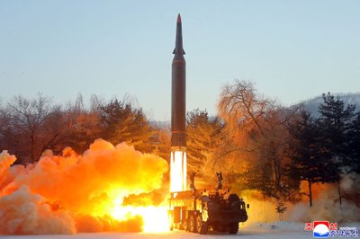 Šiaurės Korėja išbandė raketą