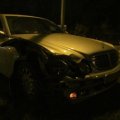 Į avarijos deklaraciją pildančius žmones „Audi“ nustūmė „Mercedesą“, sužaloti keturi asmenys
