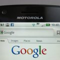 „Google“ už grašius parduoda „Motorola Mobility“