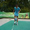 Marijampolės gimnazijoje įvyko šeštasis kamuolio žongliravimo turas