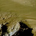 Marso paviršiuje – laisvai tekantis vanduo?