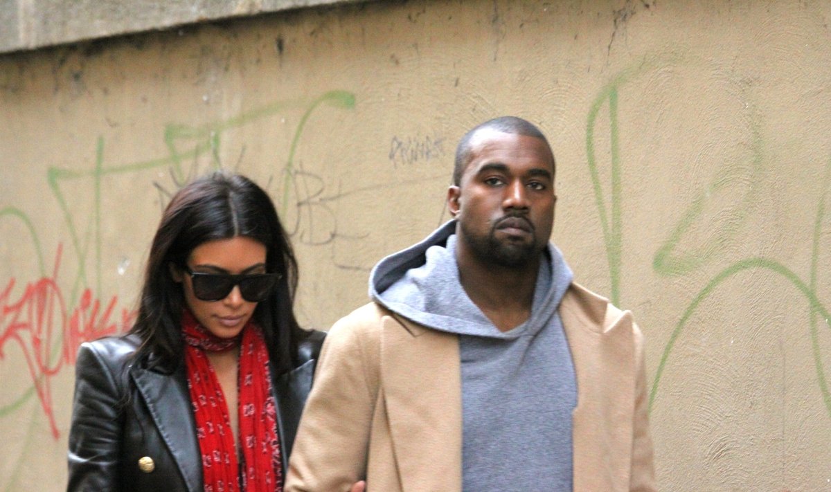 Kim Kardashian ir Kanye Westas Prahoje